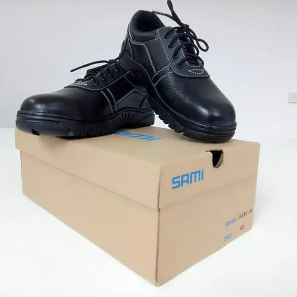 Giày Bảo Hộ Công Trình Sami SM-P15