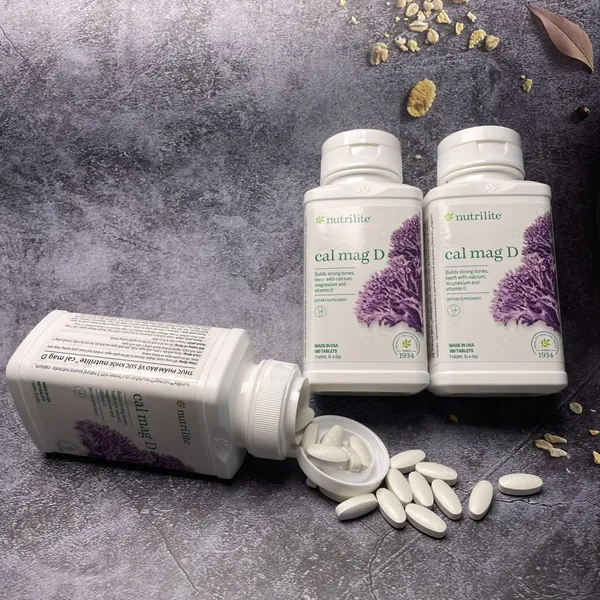 CANXI TẢO BIỂN NUTRILITE CAL MAG D GIÚP XƯƠNG CHẮC KHỎE