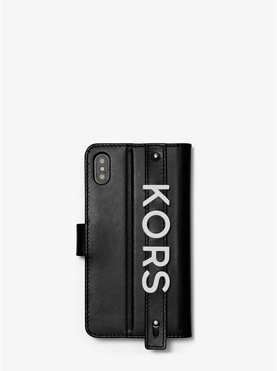 Case Iphone Michael Kors mẫu mới năm 2021 32S9SE8L7L- ELECTRONIC NOVELTY FOLIO HAND STRAP XS MAX LEATHER- BLACK