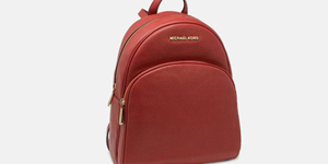 Có nên mua balo hàng hiệu Michael Kors sale?