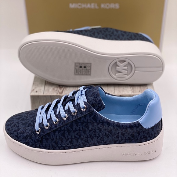 Mua Giày Thể Thao Nữ Michael Kors Womens Blue Poppy Logo And Faux Patent  Leather Sneaker Phối Màu Size 385  Michael Kors  Mua tại Vua Hàng Hiệu  h076874