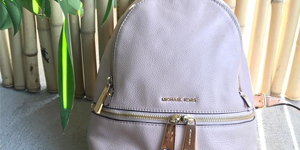 Những chiếc balo hàng hiệu Michael Kors màu trắng đẹp