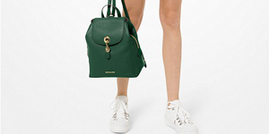 Những thiết kế balo hàng hiệu Michael Kors đốn tim phái đẹp