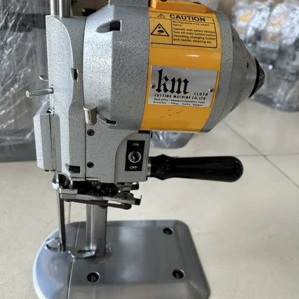 Máy cắt KM 5 inch nhật bản hàng qua sử dụng  ( hàng công nhật  )