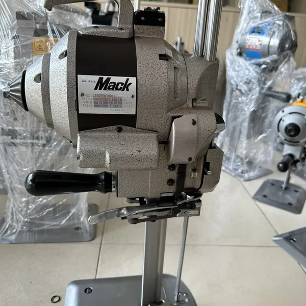 Máy cắt KM 8 inch Nhật ( Qua  sử dụng )