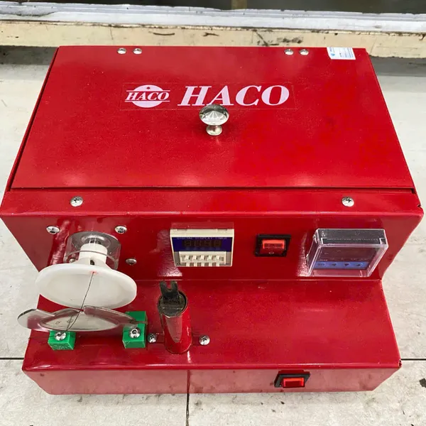 Máy quấn chân nút  hiệu HACO