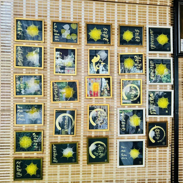 Thư pháp lá bồ đề chữ TÂM HẠNH BAO DUNG-dát vàng