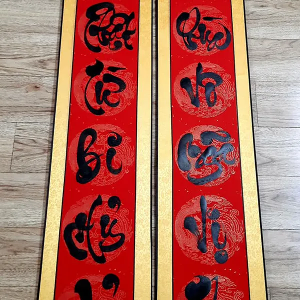 Liễn câu đối PHẬT GIÁO 7 chữ nền đỏ