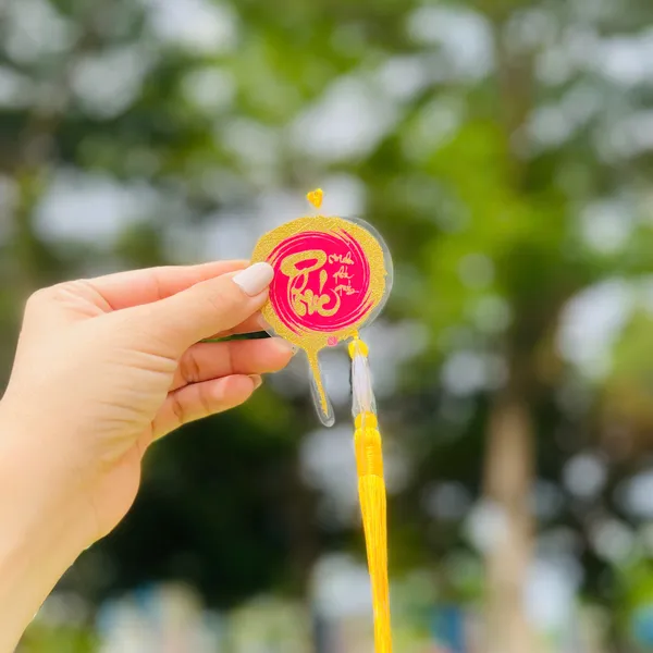 Lá Bồ Đề Dát Vàng Chữ Thư Pháp chữ PHÚC Phù Hợp Làm Treo Xe Ốp Lưng Điện Thoại Nhà Cửa