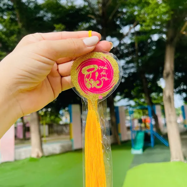 Lá Bồ Đề Dát Vàng Chữ Thư Pháp chữ PHÚC Phù Hợp Làm Treo Xe Ốp Lưng Điện Thoại Nhà Cửa