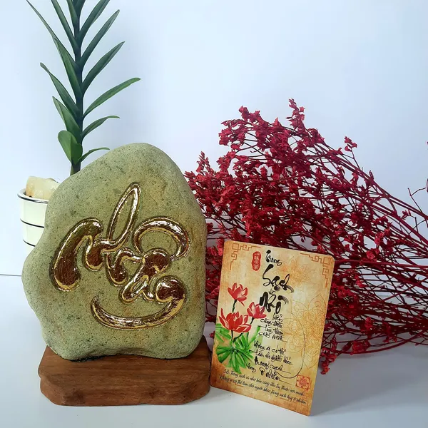 Đá thư pháp chữ Nhân