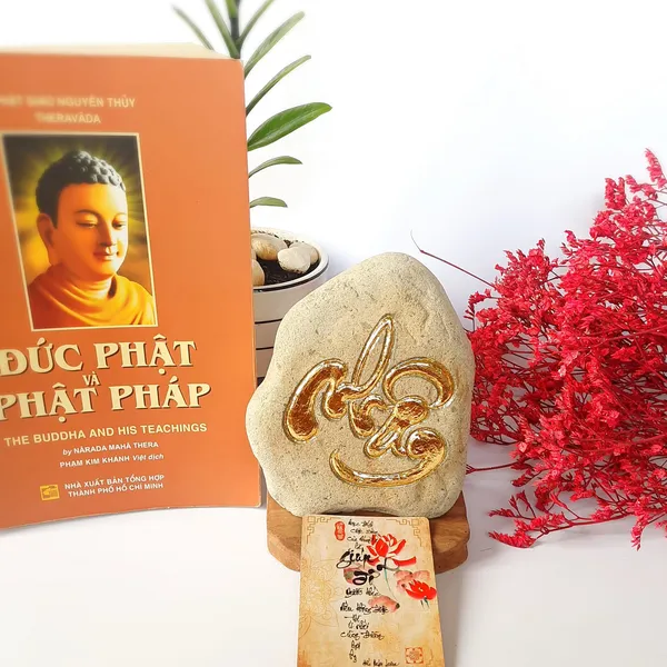 Đá thư pháp chữ Nhân