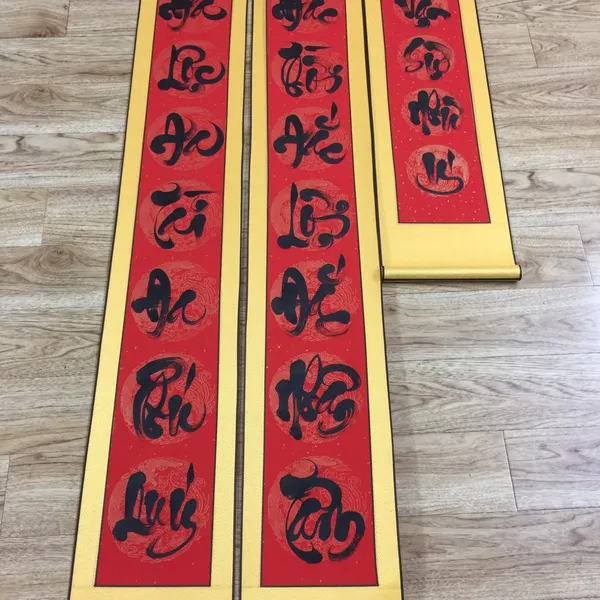 Liễn cặp câu đối bảy chữ