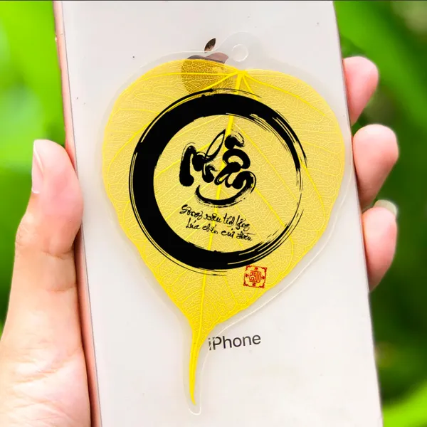 Lá bồ đề NHẪN