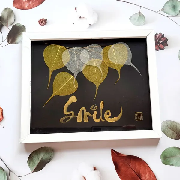 Thư pháp lá bồ đề SMILE 1