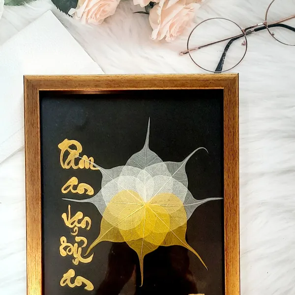 Thư pháp lá bồ đề TÂM AN VẠN SỰ AN