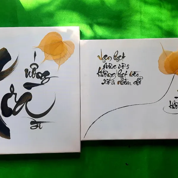 Thư pháp lá bồ đề UỐNG TRÀ ĐI 50x50 cm