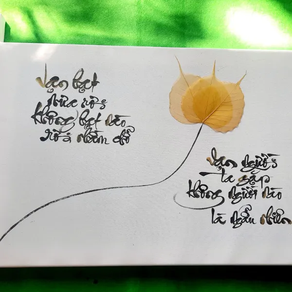 Thư pháp lá bồ đề VẠN HẠT MƯA RƠI 40x60 cm