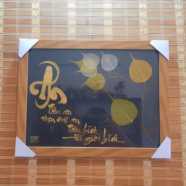Thư pháp lá bồ đề chữ AN