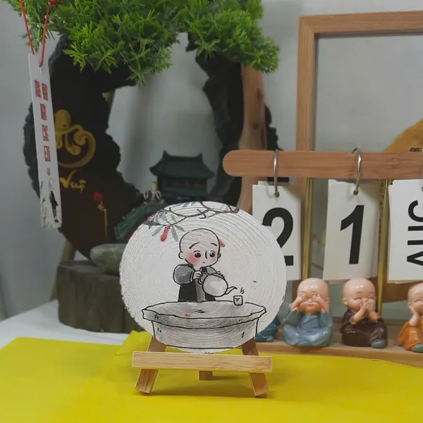 Miếng gỗ người vô sự hình chú tiểu trang trí Uống Trà để bàn treo 8-10cm-CHỮ OM