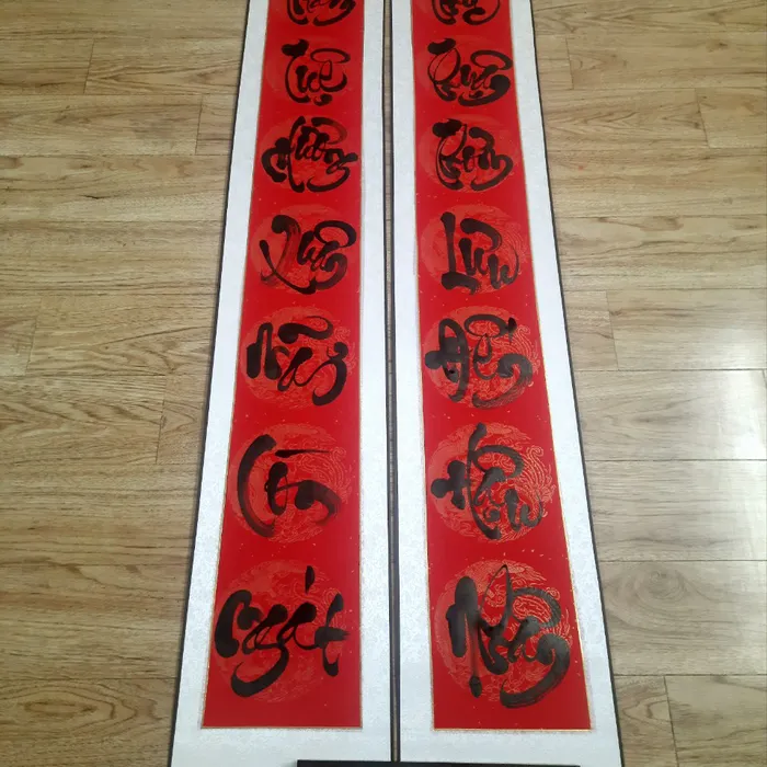 Liễn cặp câu đối 7 chữ lụa trắng