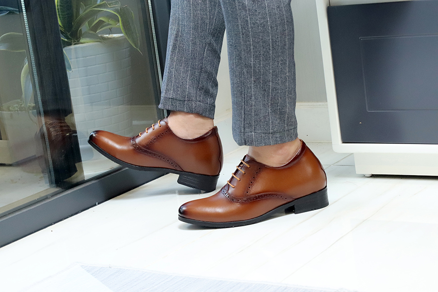 giay tang chieu cao nam