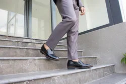 GIÀY TĂNG CHIỀU CAO NAM LỰA CHỌN ĐÚNG ĐẮN GIỮA NHỮNG CÁM DỖ