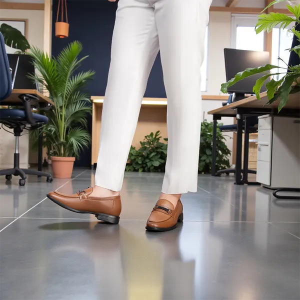 GIÀY CAO NAM T402 NÂU BÒ CAO 6.5CM