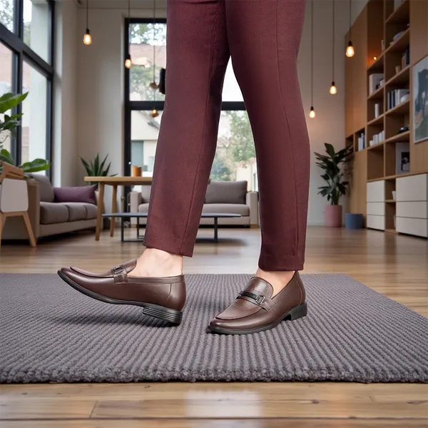 GIÀY CAO NAM T402 NÂU TỐI CAO 6.5CM