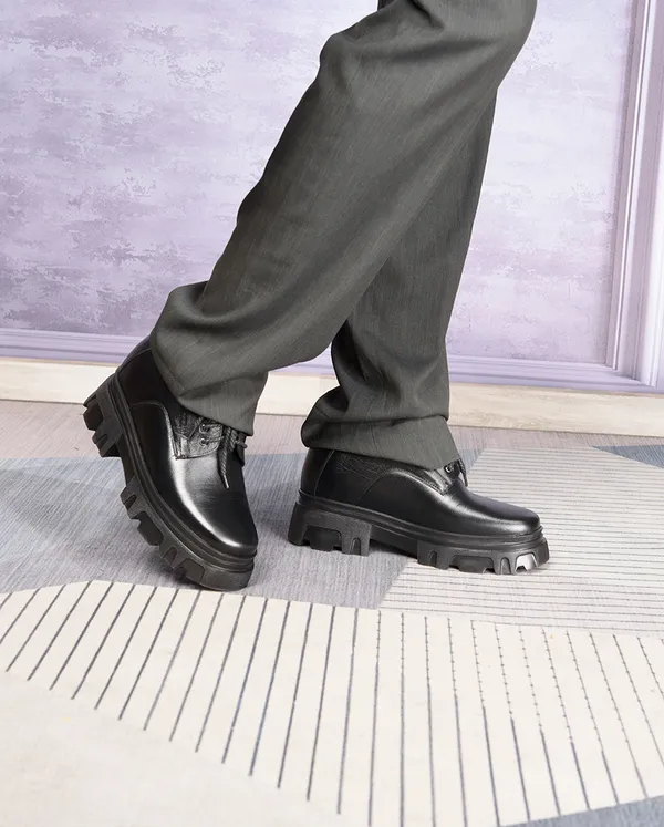 GIÀY TĂNG CHIỀU CAO NAM  SIÊU NHẸ T167 ĐEN SỌC CAO 13CM