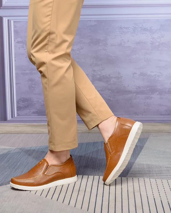 GIÀY ĐỘN NAM SIÊU NHẸ T164 NÂU BÒ SẦN CAO 5CM