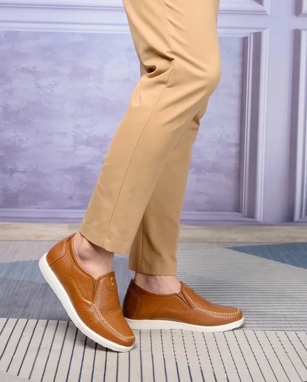 GIÀY ĐỘN NAM SIÊU NHẸ T164 NÂU BÒ SẦN CAO 5CM