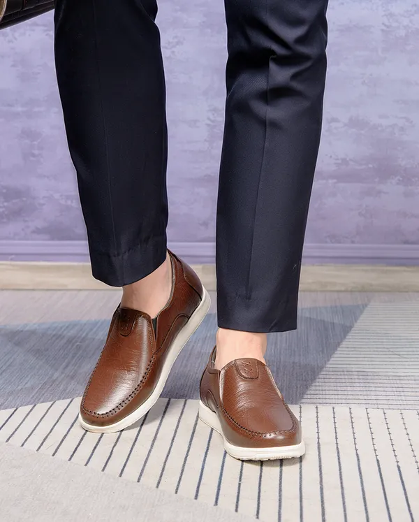 GIÀY CAO NAM T164 NÂU TỐI SẦN CAO 5CM