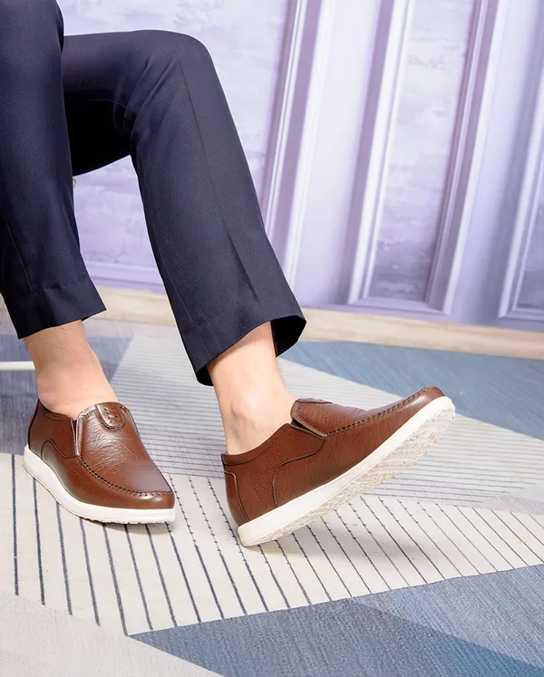 GIÀY CAO NAM T164 NÂU TỐI SẦN CAO 5CM