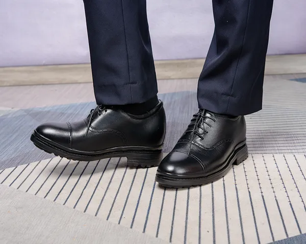 GIÀY CAO NAM SIÊU NHẸ T122Đ CAO 9CM