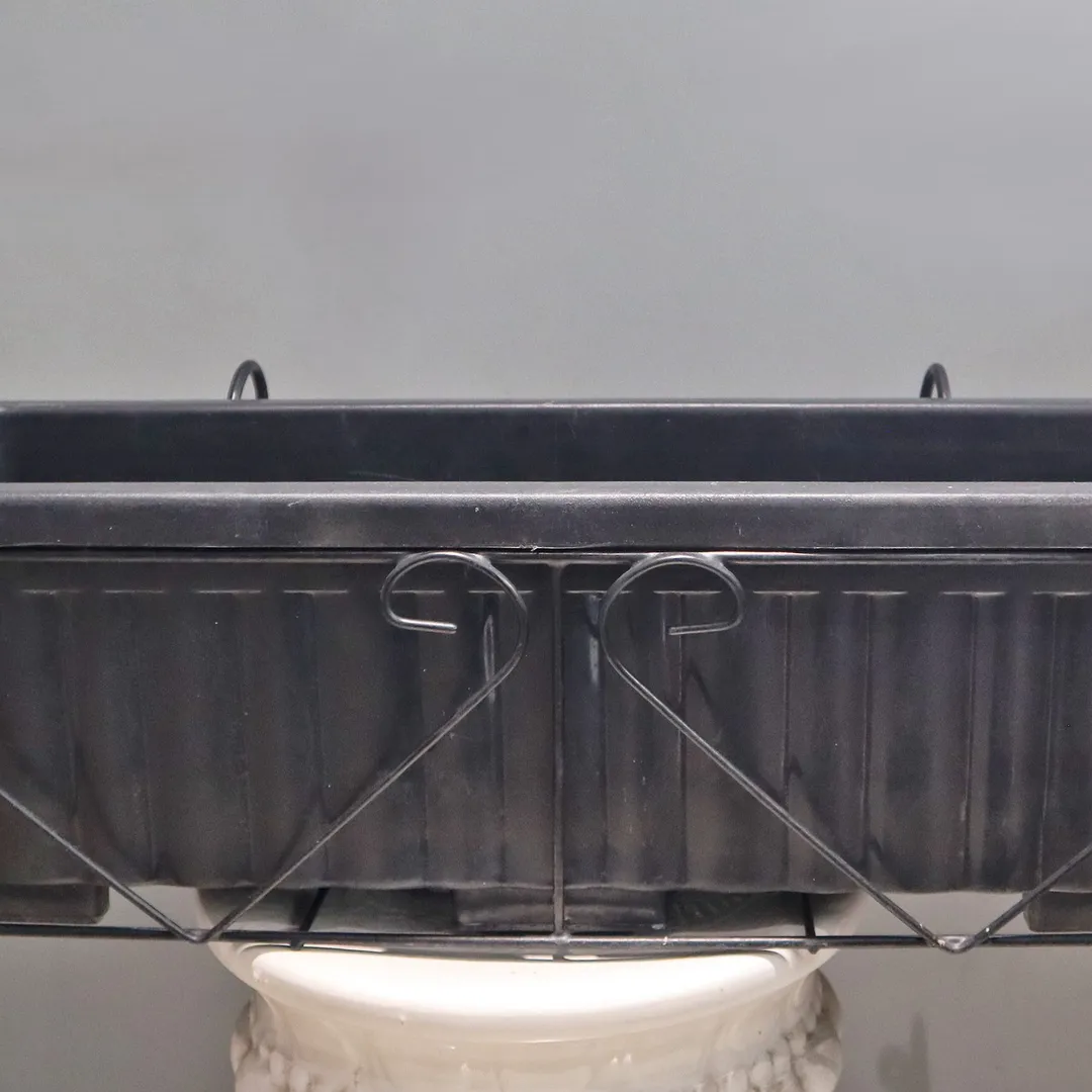 Chậu nhựa chữ nhật 630