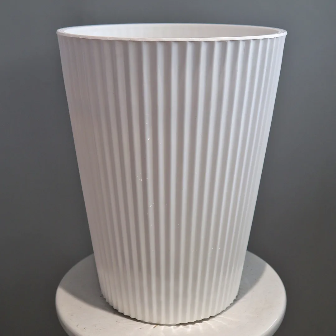 Chậu nhựa gân sọc tròn