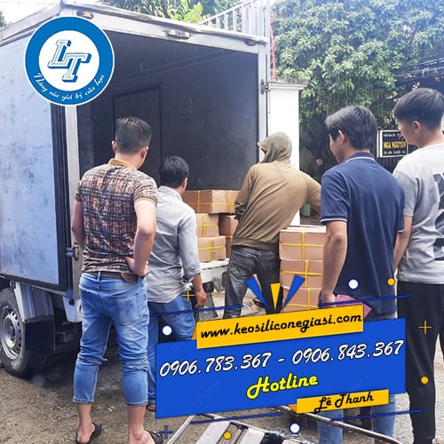 Dán giỏ quà với KEO CÂY SILICONE có được không Dán giỏ quà với KEO CÂY SILICONE có được không