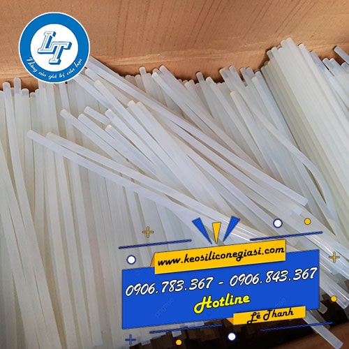 Dán giỏ quà với KEO CÂY SILICONE có được không Dán giỏ quà với KEO CÂY SILICONE có được không