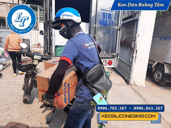 áp dụng keo Ultrasil A-22 Acrylic trám khung cửa sổ, bồn rửa hiệu quả áp dụng keo Ultrasil A-22 Acrylic trám khung cửa sổ, bồn rửa hiệu quả