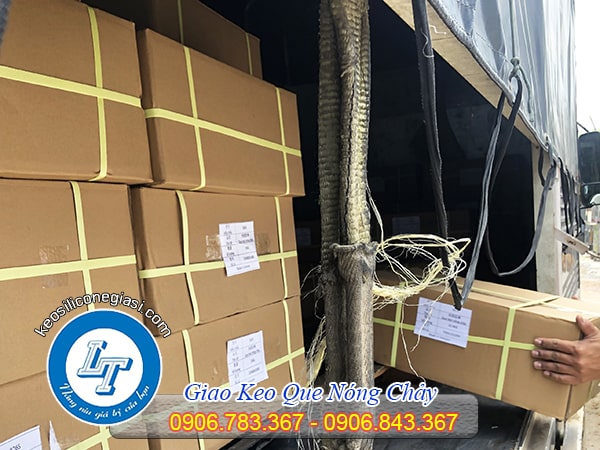 Keo nến trắng bán theo ký - xưởng bán keo giá sỉ rẻ nhất Keo nến trắng bán theo ký - xưởng bán keo giá sỉ rẻ nhất