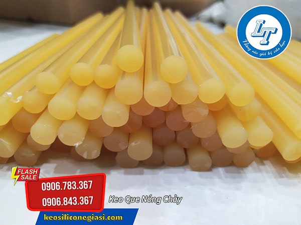 Nên chọn loại keo nến (keo que) nào siêu dính, nóng chảy khi nhiệt độ cao Nên chọn loại keo nến (keo que) nào siêu dính, nóng chảy khi nhiệt độ cao