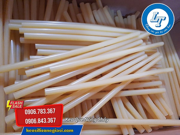 Nên chọn loại keo nến (keo que) nào siêu dính, nóng chảy khi nhiệt độ cao Nên chọn loại keo nến (keo que) nào siêu dính, nóng chảy khi nhiệt độ cao