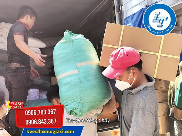 Nên chọn loại keo nến (keo que) nào siêu dính, nóng chảy khi nhiệt độ cao Nên chọn loại keo nến (keo que) nào siêu dính, nóng chảy khi nhiệt độ cao