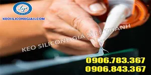 HƯỚNG DẪN CÁCH TẨY KEO SILICONE DÍNH TRÊN TAY, QUẦN ÁO