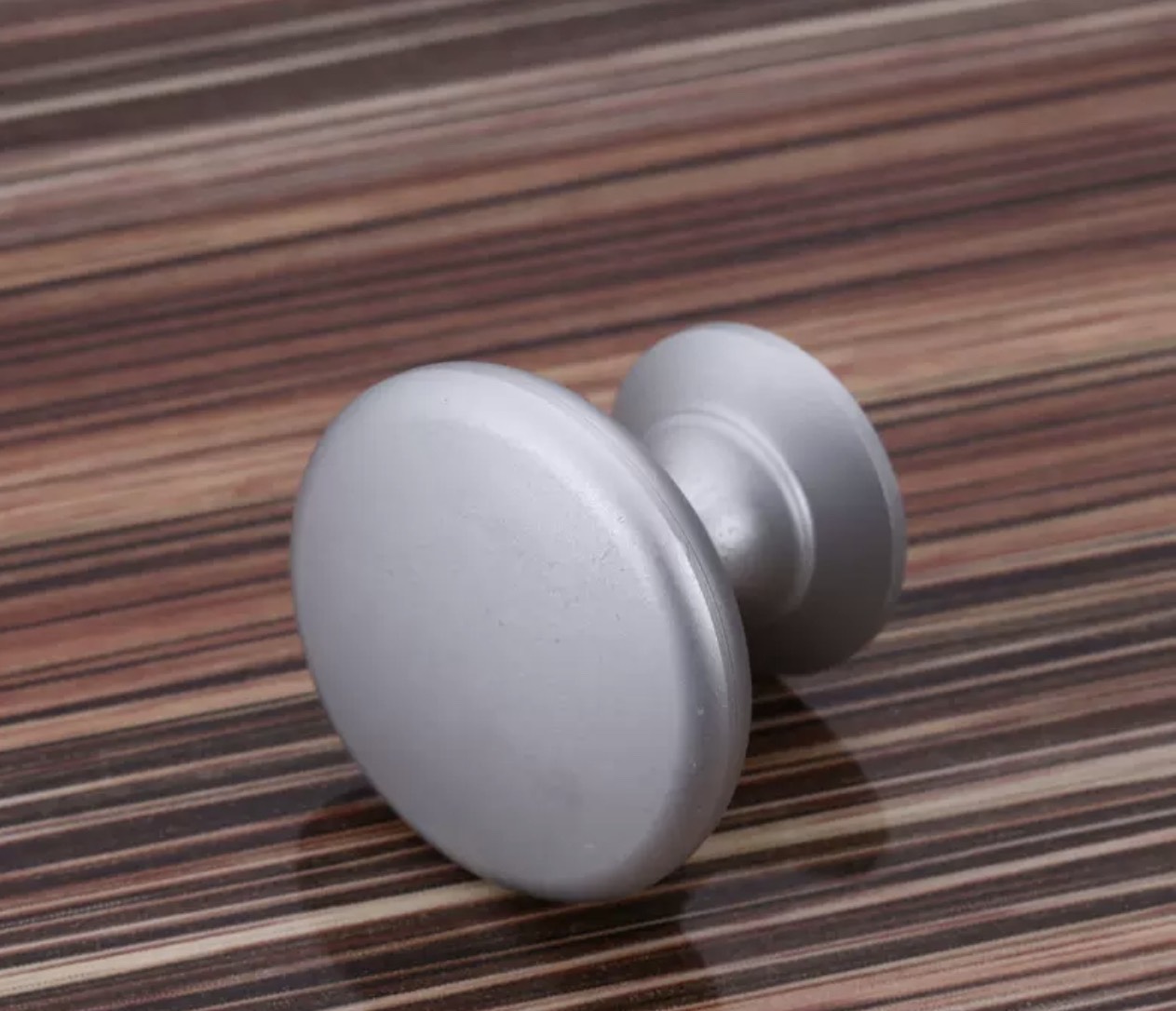 Tay nắm tủ tròn TN963 màu bạc Tay nắm tủ tròn TN963 màu bạc