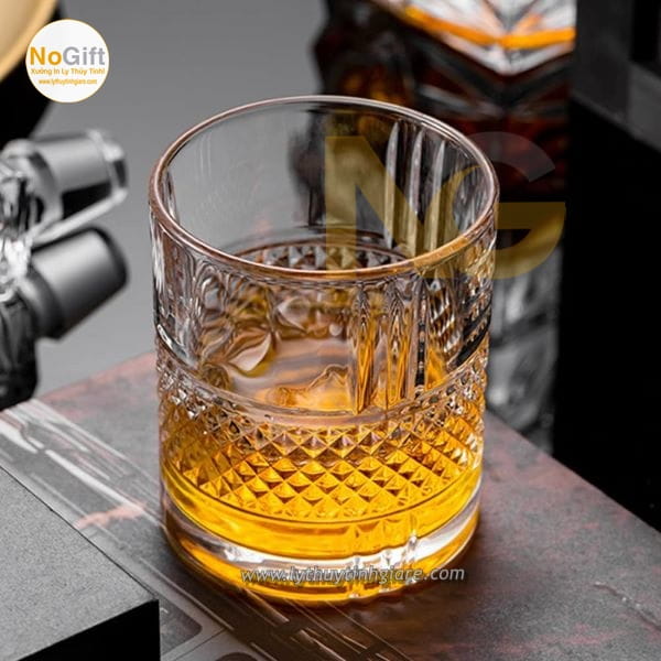 071718-ly-thuy-tinh-uong-ruou-whisky-300ml-37024-nogift.jpg