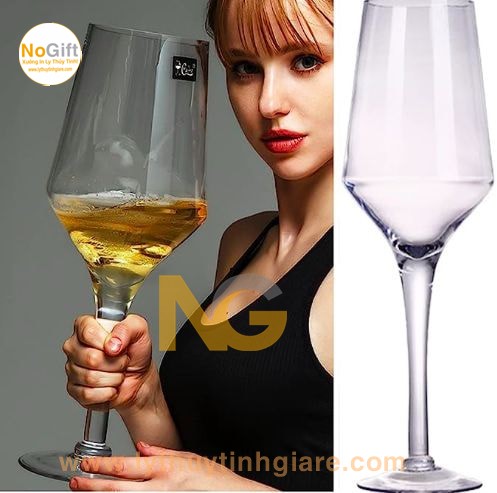 Ly bia khổng lồ Ly bia khổng lồ