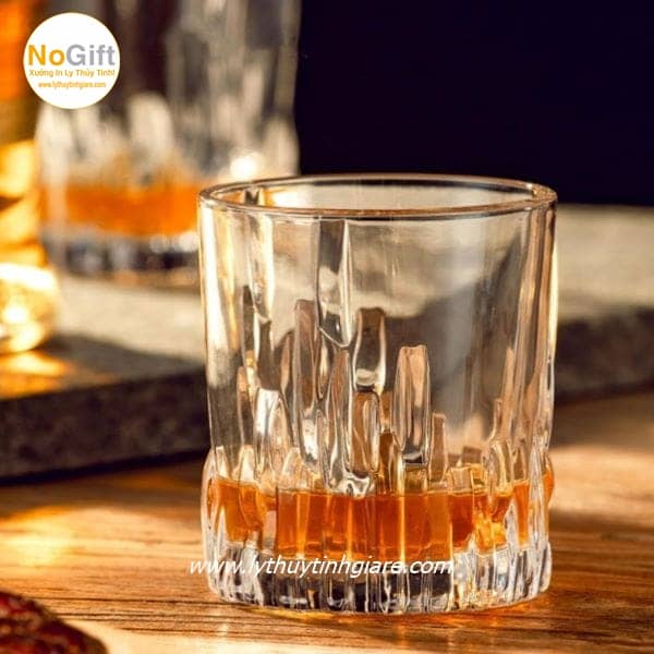ly rượu mạnh thủy tinh ly rượu mạnh thủy tinh
