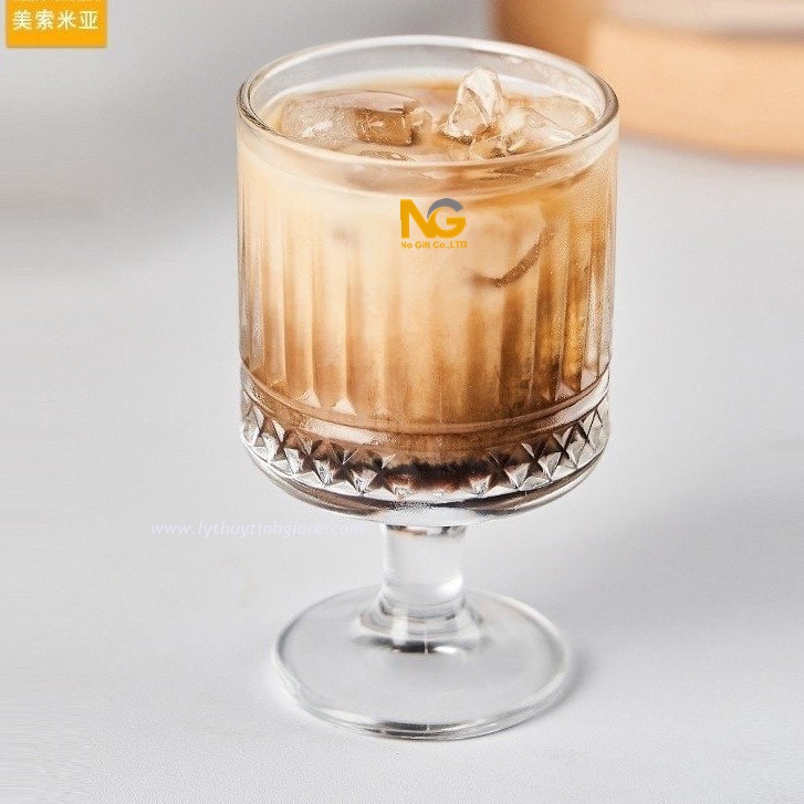 ly thủy tinh cafe kiểu chân vang họa tiết sọc khía ly thủy tinh cafe kiểu chân vang họa tiết sọc khía